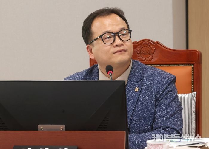 경기도 도시환경위원회 임창휘 의원(더불어민주당, 광주2)