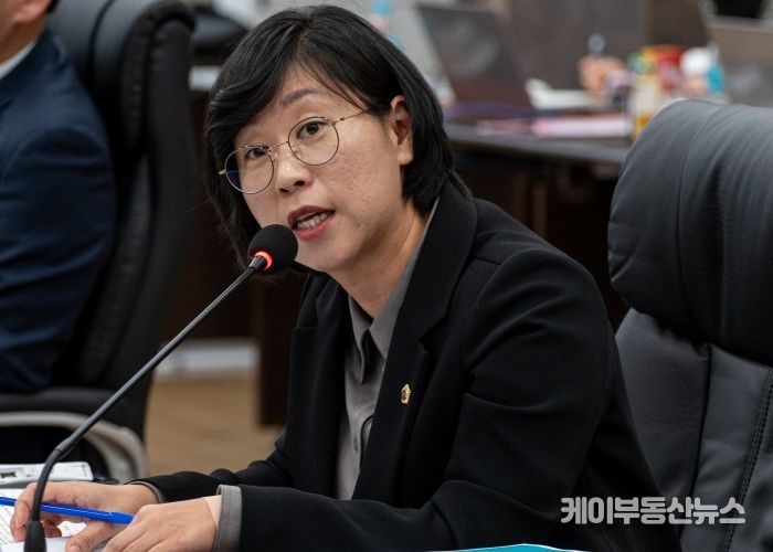 경기도의회 안전행정위원회 이은미 의원(더불어민주당, 안산8)