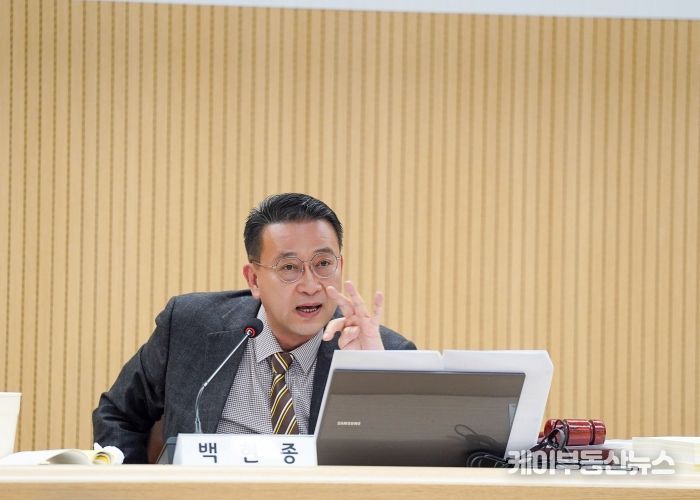 경기도의회 도시환경위원회 백현종 위원장(국민의힘, 구리1)