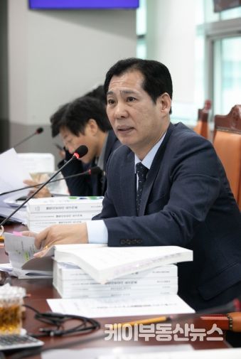 경기도의회 안전행정위원회 이영봉 의원(더불어민주당, 의정부2)