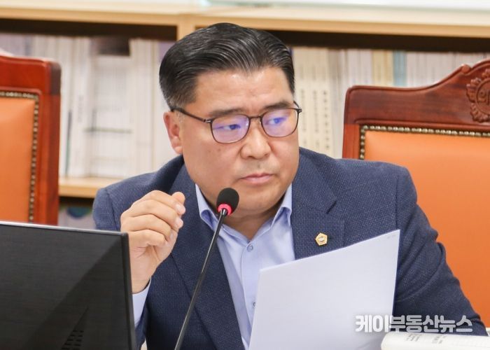경기도의회 문화체육관광위원회 이한국 의원(국민의힘, 파주4)
