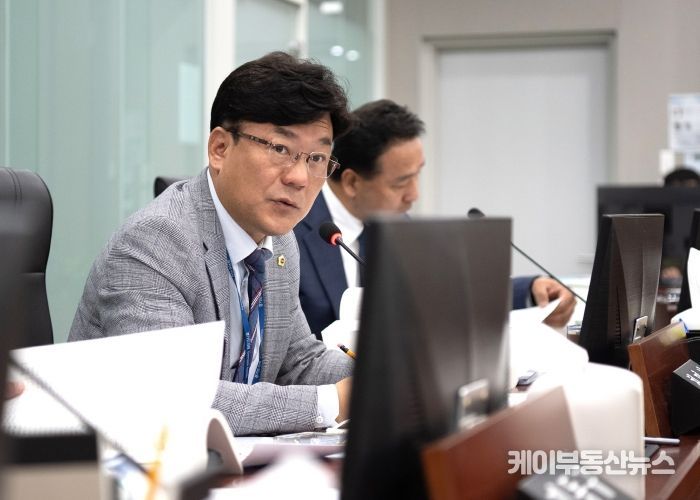 최만식 경기도의원(더불어민주당, 성남2)