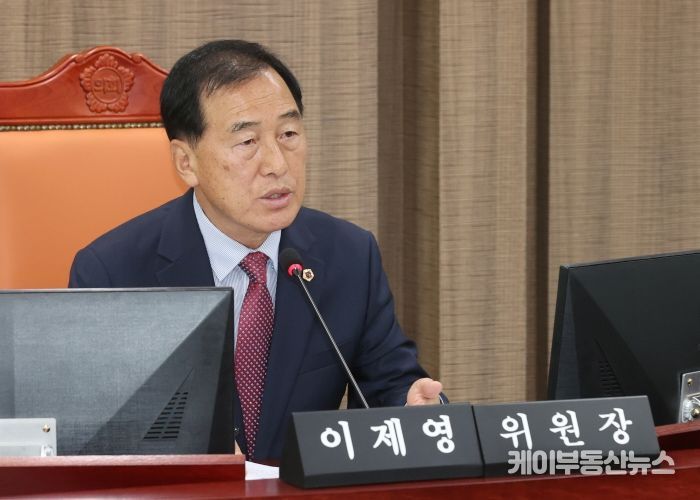 경기도의회 미래과학협력위원회, 2024년 행정사무감사 성료! 면밀한 예산심사 진행할 것!