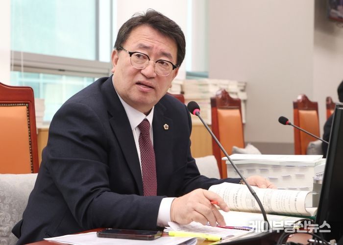 경기도의회 교육기획위원회 소속 임광현 의원(국민의힘, 가평)