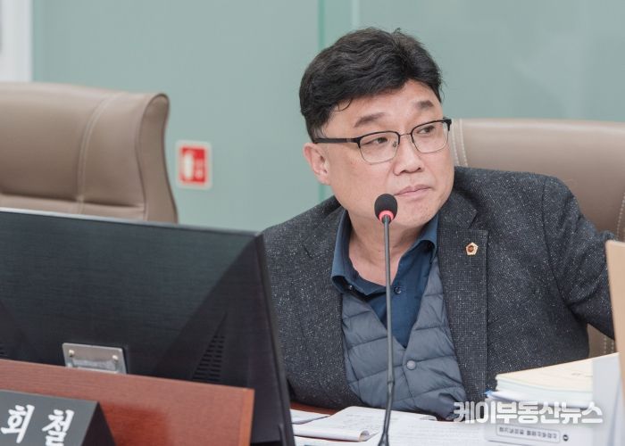 경기도의회 교육행정위원회 김회철 의원(더불어민주당, 화성6)