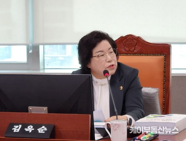 경기도의회 도시환경위원회 김옥순 의원(더불어민주당, 비례)