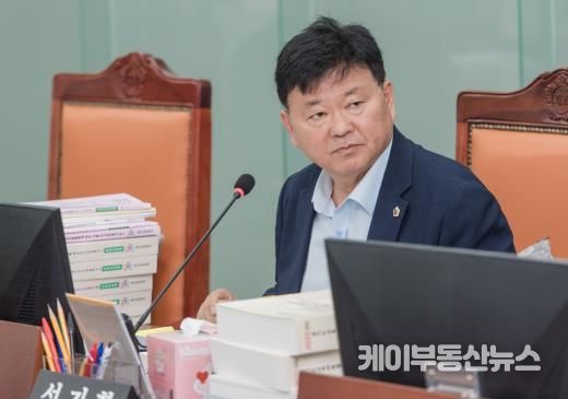 경기도의회 성기황 의원, 인성교육‧학교 환경 개선사업 뒷전인 교육청…예산 운용 전반 재검토되어야