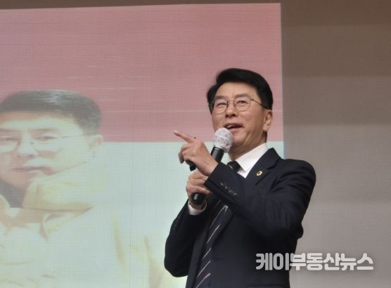 경기도의회 윤성근 의원, 경기도소방학교에서 신임 소방공무원 대상 특별 강연 실시