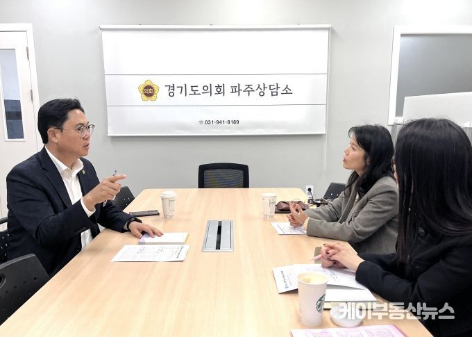 이용욱 의원, 상인들과 접점 넓혀가는 경상원 되길 당부