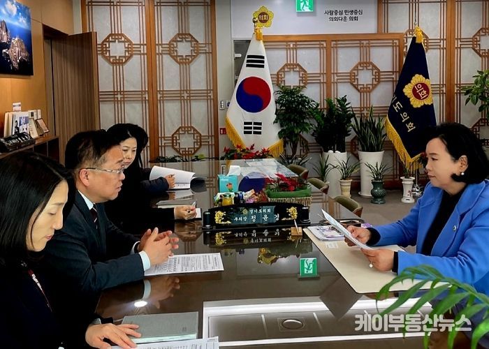 경기도의회 정윤경 부의장, “학교는 학생의 안전이 최우선 되야 하는 곳” 경기도교육청과 긴급 학생 안전 대책 논의