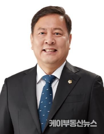 성남시의회 조정식 의원, 분당구 오피스텔 거주 노인 실태 파악 전혀안돼! 신상진 시정부의 외면으로 경로당 설치 알아서 하라?
