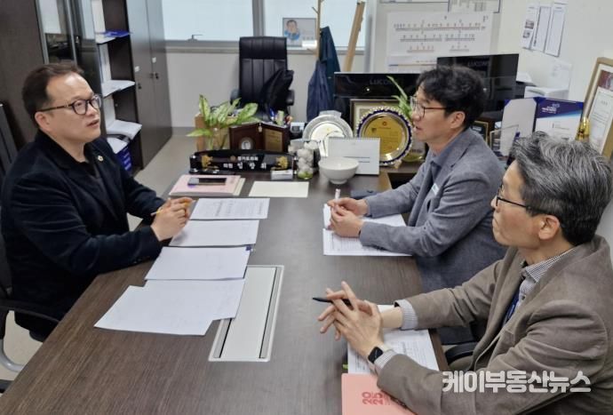 경기도의회 임창휘 의원, 노후 승강기 개선 지원 확대를 위한 정담회 열어