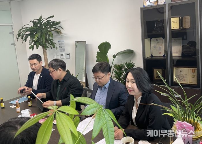 이병숙 경기도의원, 영통푸르지오 입주 관련 교통 및 생활 전반 주민의견 청취 나서