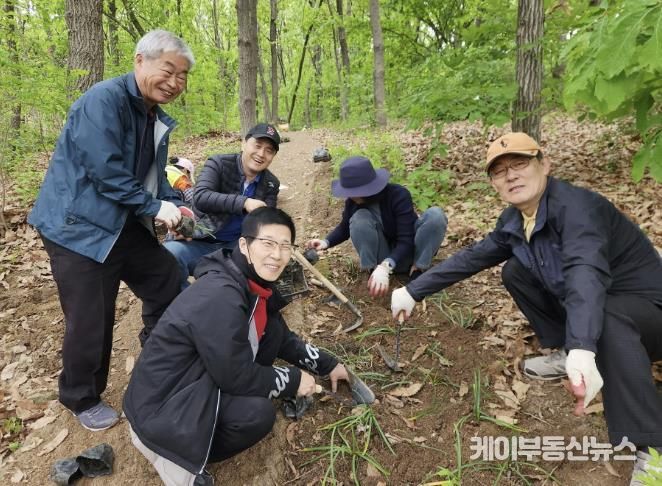 수원시 팔달구 행궁동 정조대왕 가는 길, ‘야생화 동산’ 조성
