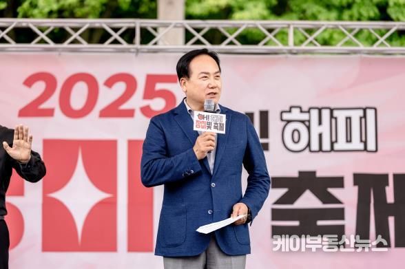 오산 '오! 해피 장미 빛 축제' 개막...도심 속 장미 정원에 시민 발길