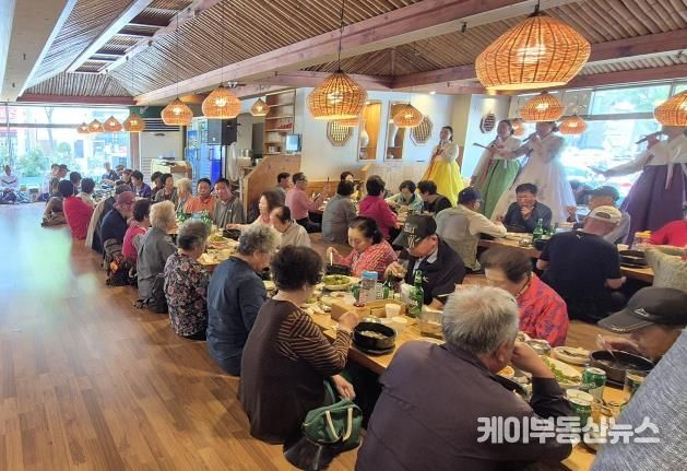 오산 운암뜰연합상가번영회, 제3회 어르신 孝 경로잔치 성황리 개최