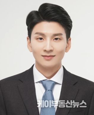 성남시의회 김윤환 의원(더불어민주당, 비례대표)