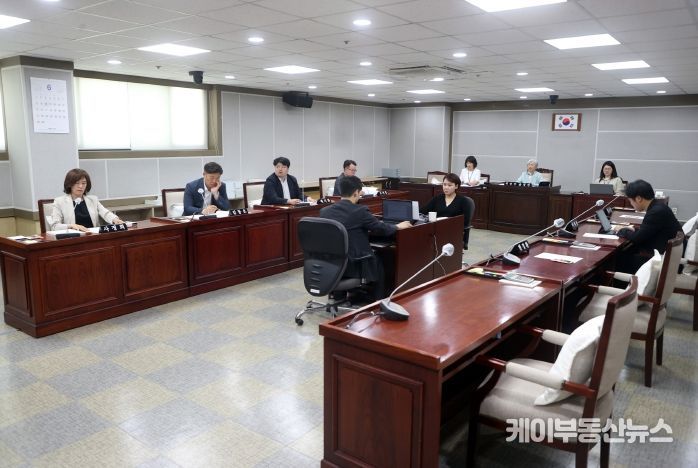 수원시청소년청년재단 이사장 임용 후보자 인사청문회 개최