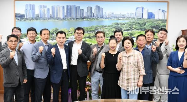 장수석 수원영통구청장, 영통구 주민자치협의회와 상견례