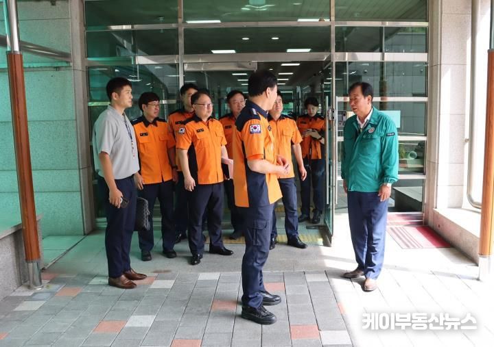 임상오 경기도의회 안전행정위원회 위원장, 동두천소방서 찾아 을지연습 소방대원 격려