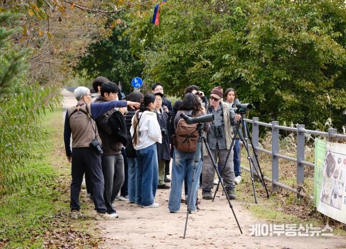 연천군 국내외 청년들과 ‘DMZ 생물다양성 탐사 및 워크숍’ 개최