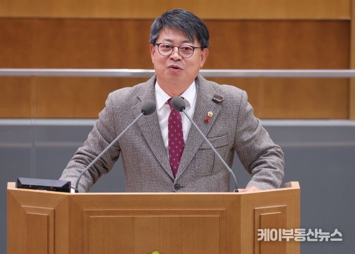 경기도의회 여성가족평생교육위원회 김재훈 의원(국민의힘, 안양4)