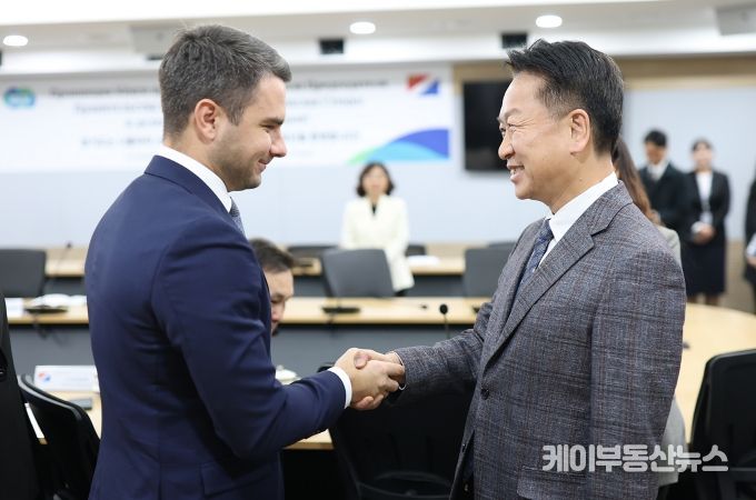 연해주 대표단 면담