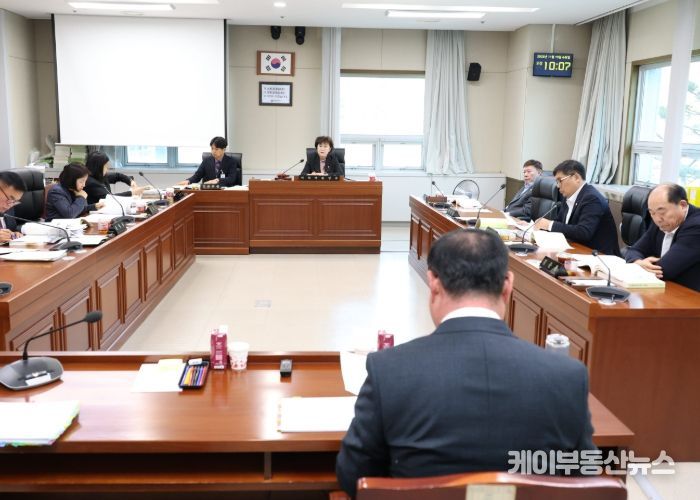 용인특례시의회 문화복지위원회, 3일차 행정사무감사