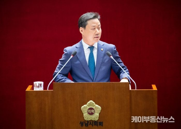 성남시의회 더불어민주당 이준배 대표의원 시정질문
