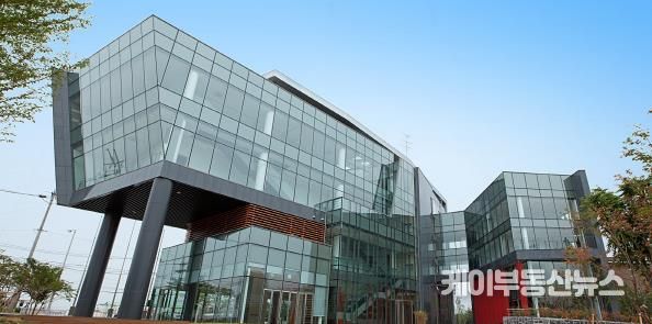 오산문화재단, 성평등가족부 ‘가족친화기관’ 3차 재인증… 2028년까지 14년 연속 유지