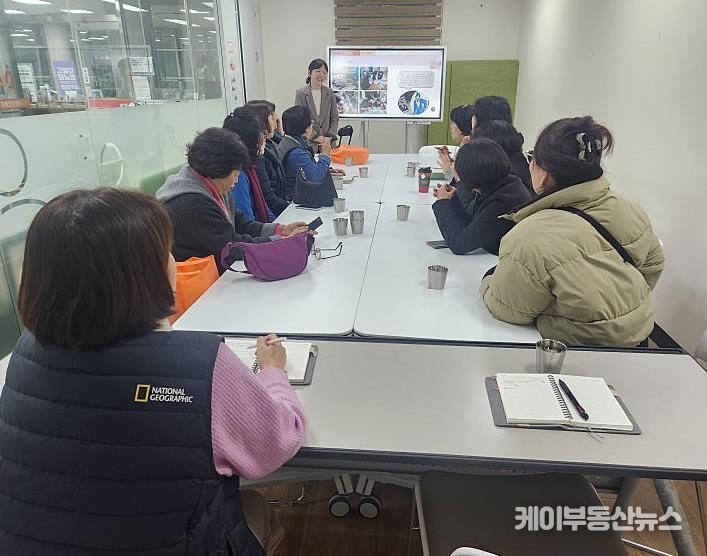 안성시치매안심센터, 치매 이웃 곁을 지킨 중앙어머니 자율방범대 치매안심리더 간담회 개최