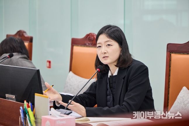 장윤정 의원(더불어민주당, 안산3)