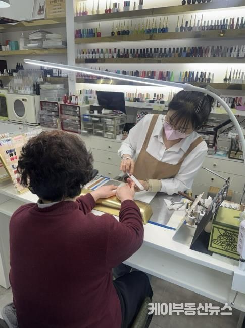 수원시 영통구 망포2동, 홀몸 어르신 고독사 예방을 위한 “예쁜 손 이야기” 진행