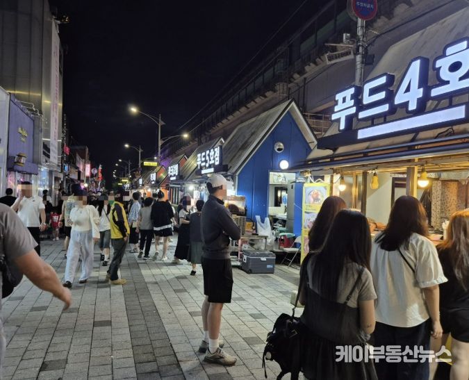 동두천시, 공직자가 앞장서는 '보산동 관광특구 체험의 날' 본격 운영