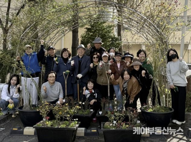 수원시 팔달구 우만2동, 장미마을 가드닝 교육 성료