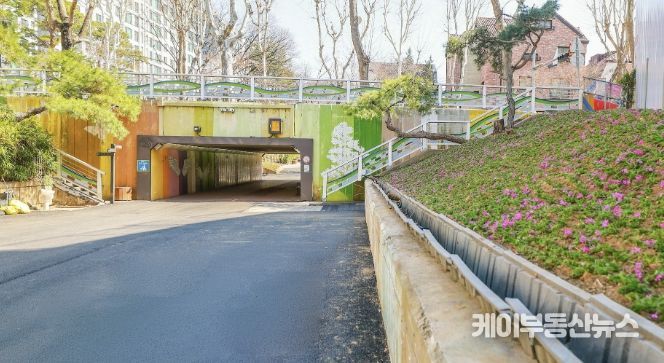 과천시 굴다리길 정비 이후 모습